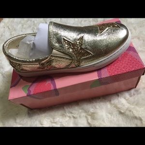 Shoe